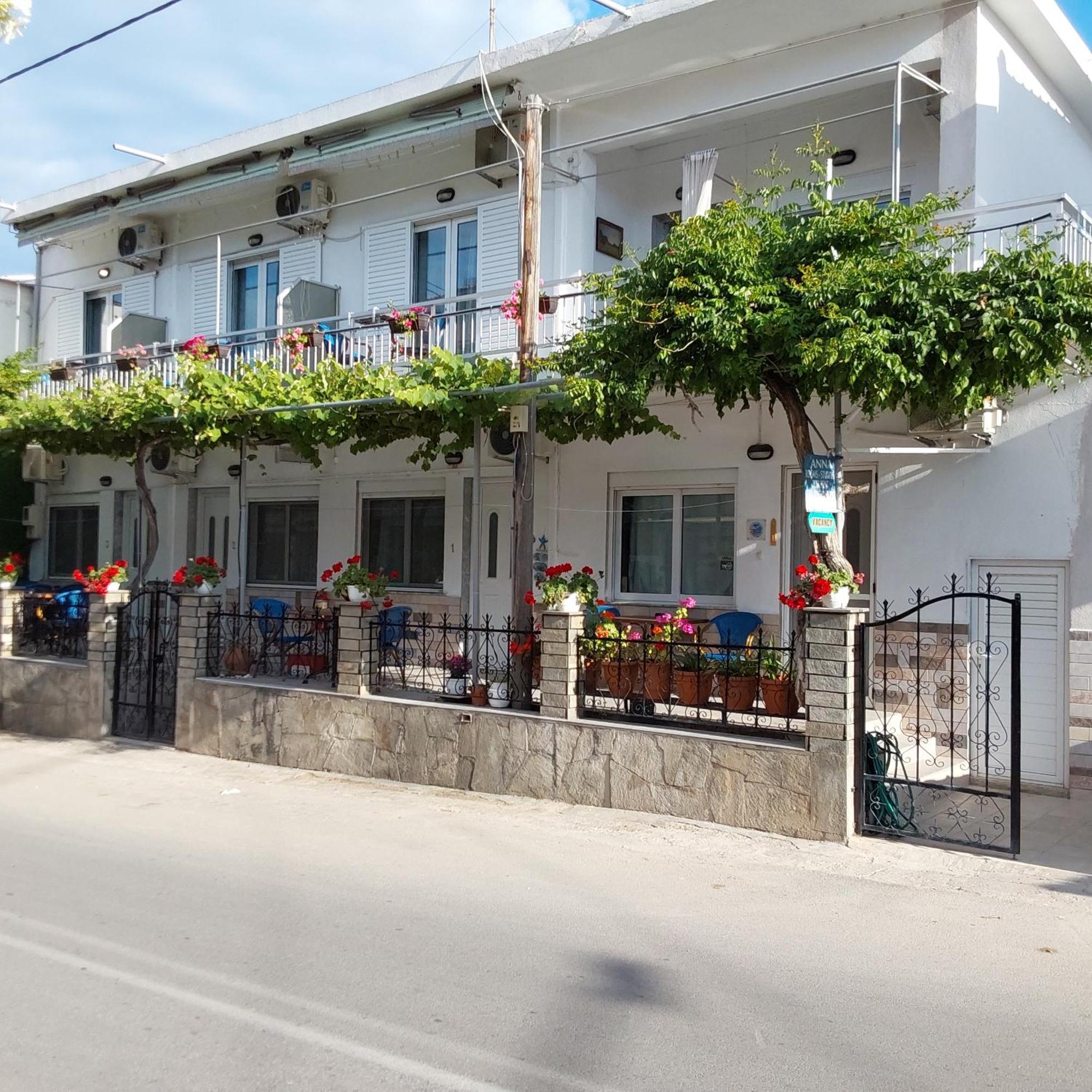 Anna Maria Studios Потос Экстерьер фото